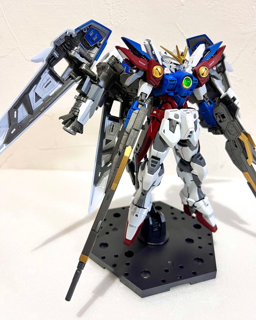 RG ウイングガンダムゼロ 塗装済 完成品