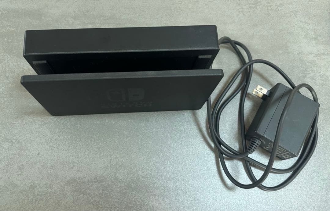 Nintendo Switch 本体 グレー 赤ジョイコン　コントローラー