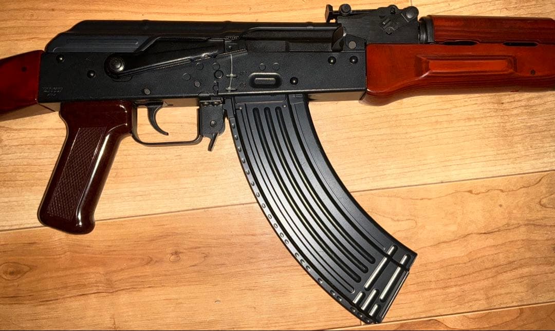 AKM ガスガン 東京マルイ