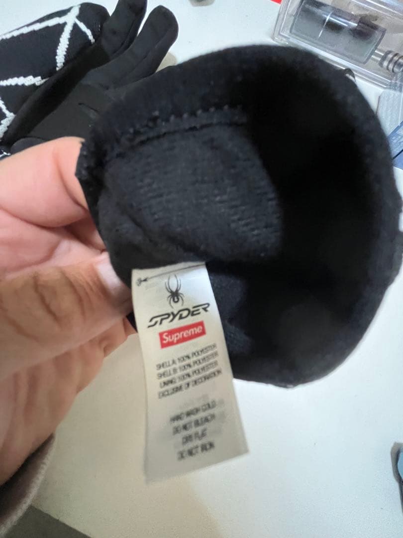 シュプリーム　スパイダーコラボ　グローブ　Sサイズ