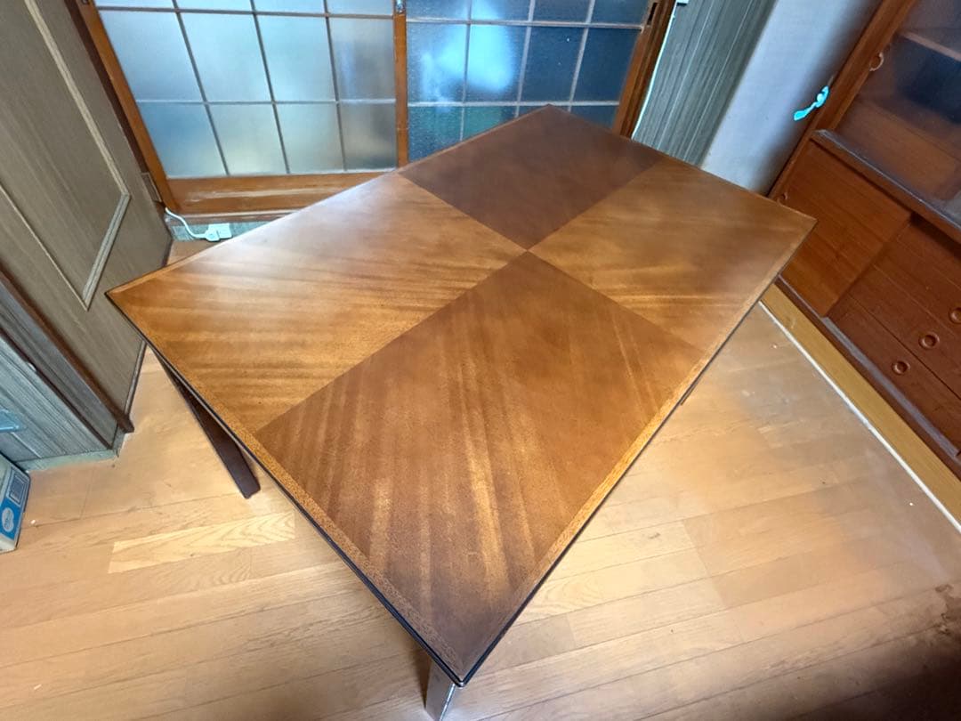 【現地引受取可能な方割引有】 カリモク　ダイニングテーブル