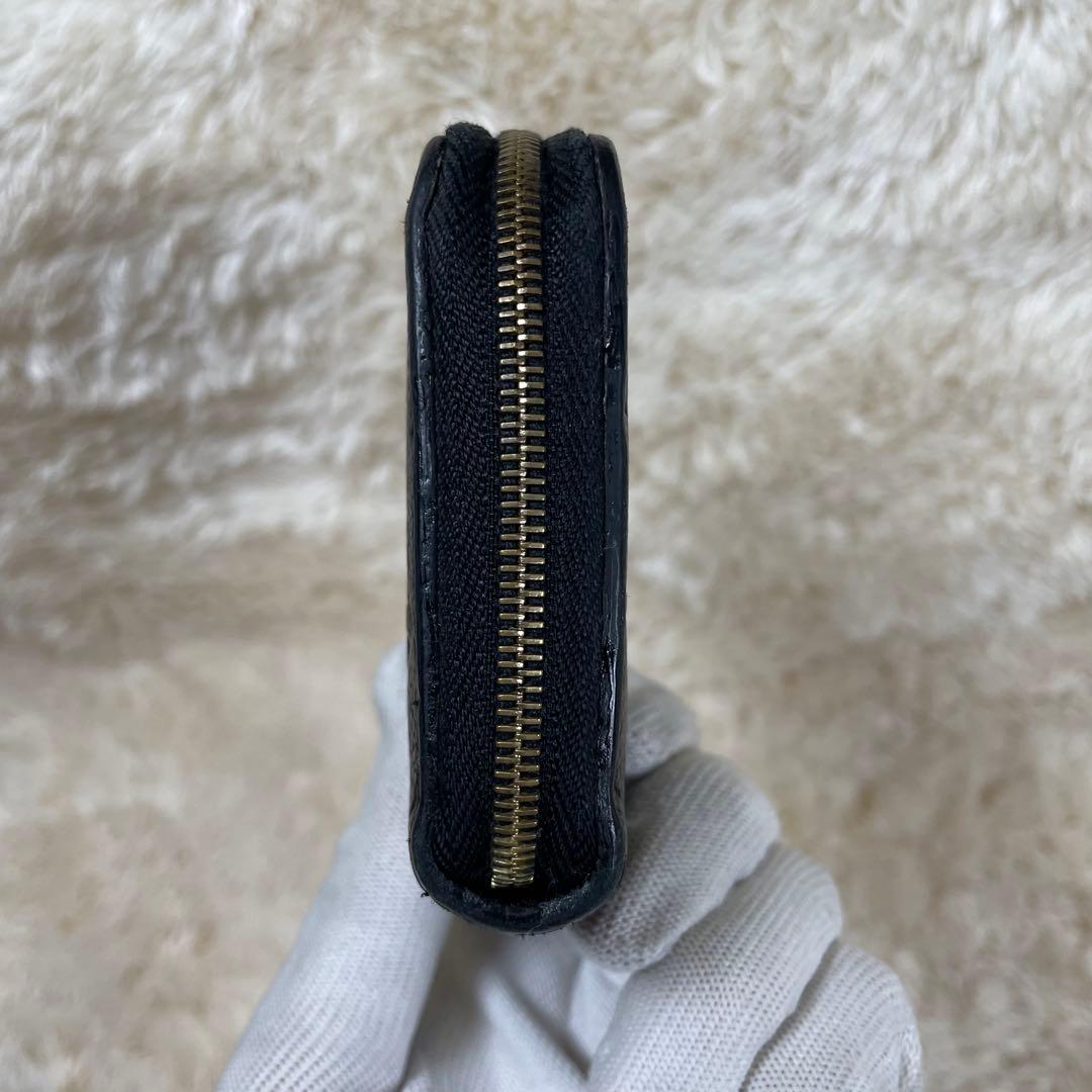 ルイヴィトン　アンプラント　ジッピーパース　型押し　モノグラム　黒