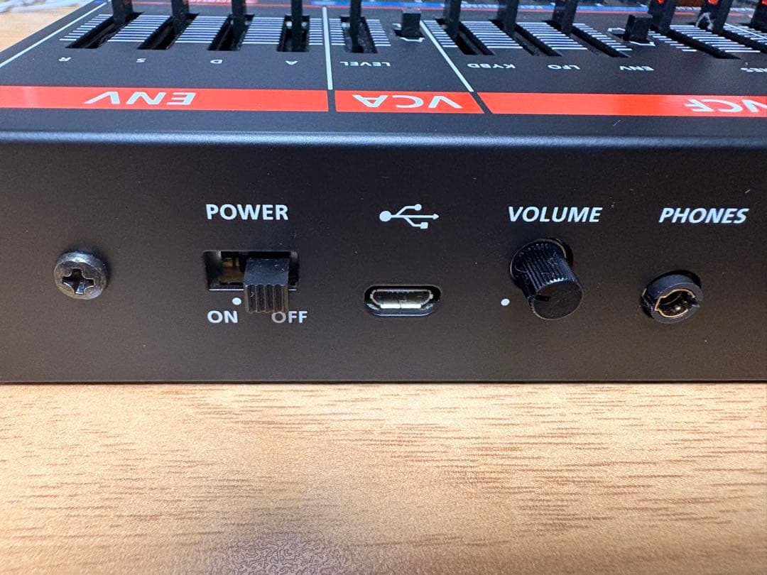 鍵盤楽器 Roland Boutique JU-06