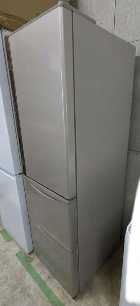 HITACHI ヒタチ 冷蔵庫 R-K32JVL (TD) 2019年製