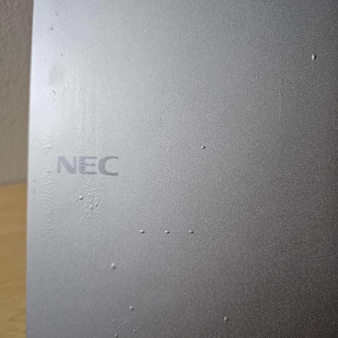 NEC VG4／ 800グラム台・超軽量／タッチパネル