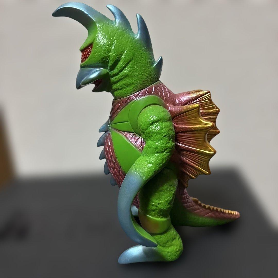 ブルマァク ガイガン ソフビ フィギュア