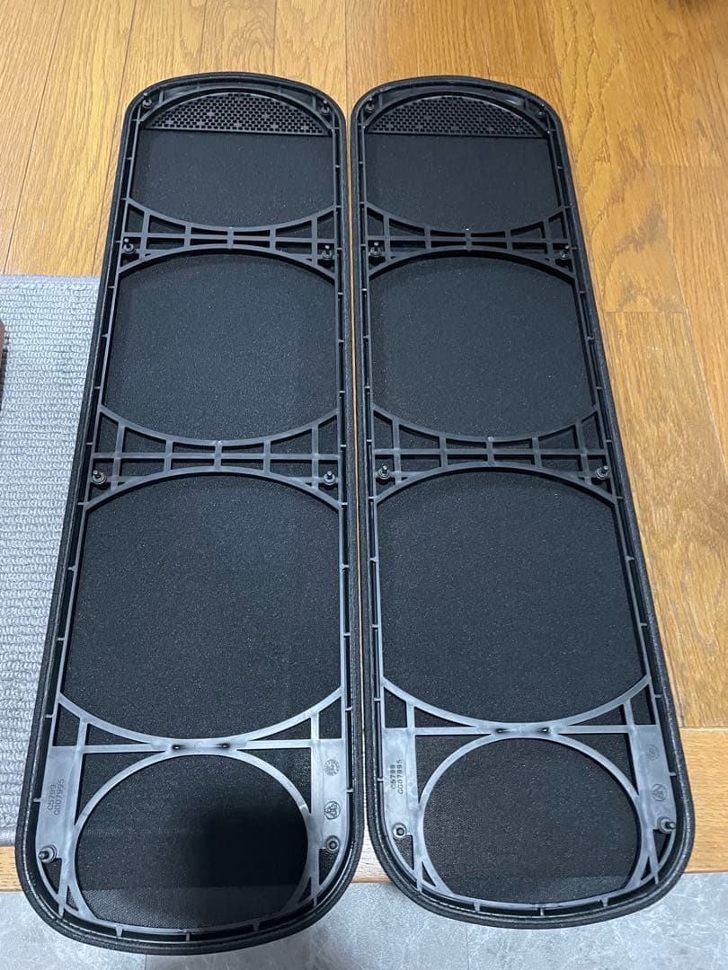 スピーカー・ウーファー B&W 703