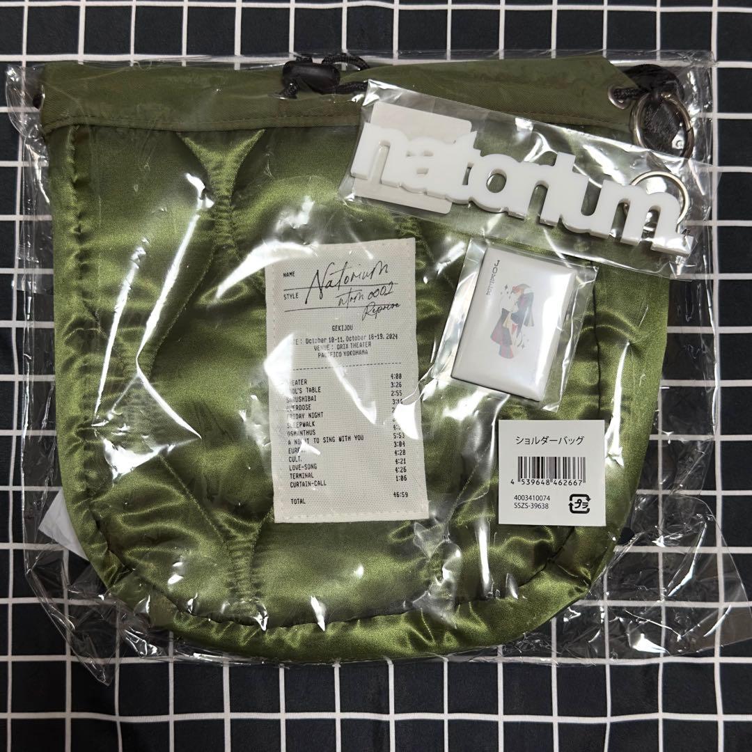 なとり ショルダーバッグ アクリルキーチェーン バッジ(シークレット)