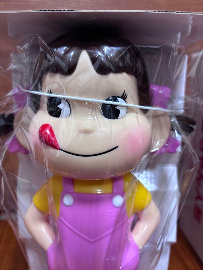 ペコちゃん フィギュア 約30cm 未開封