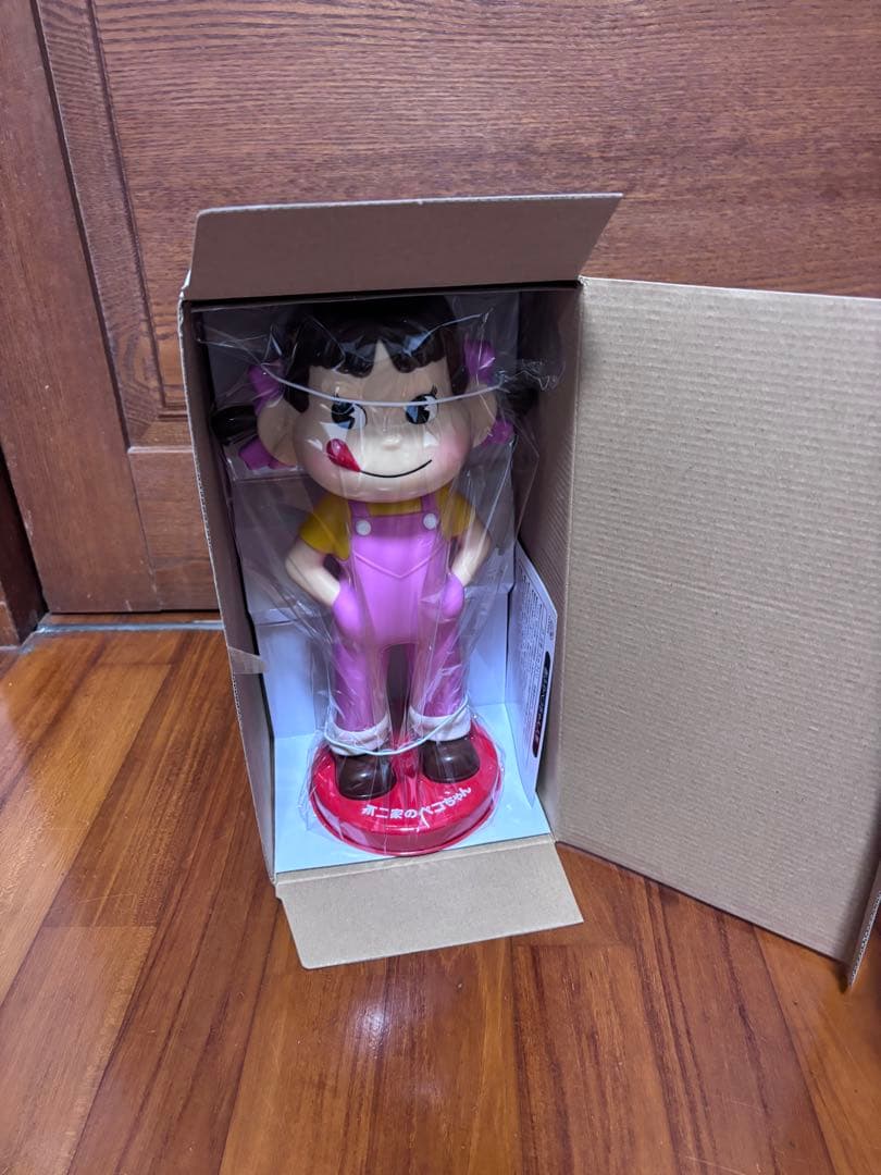 ペコちゃん フィギュア 約30cm 未開封