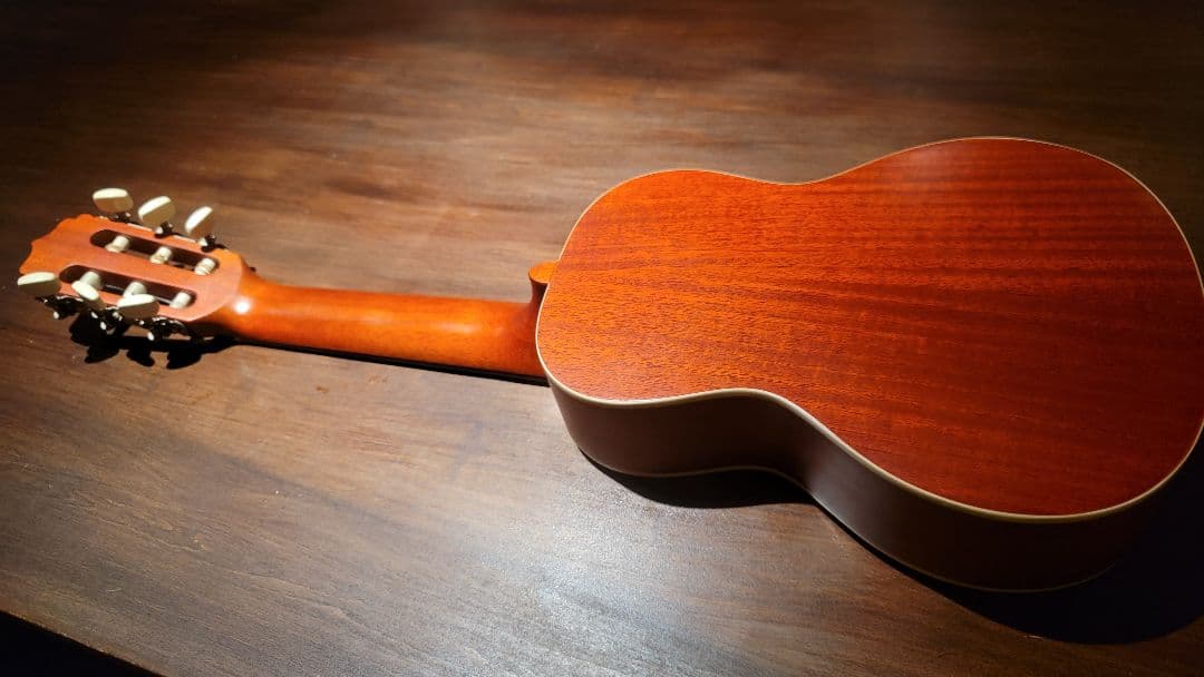 Aria ATU-120/6 アリア 6弦 ギタレレ ミニギター