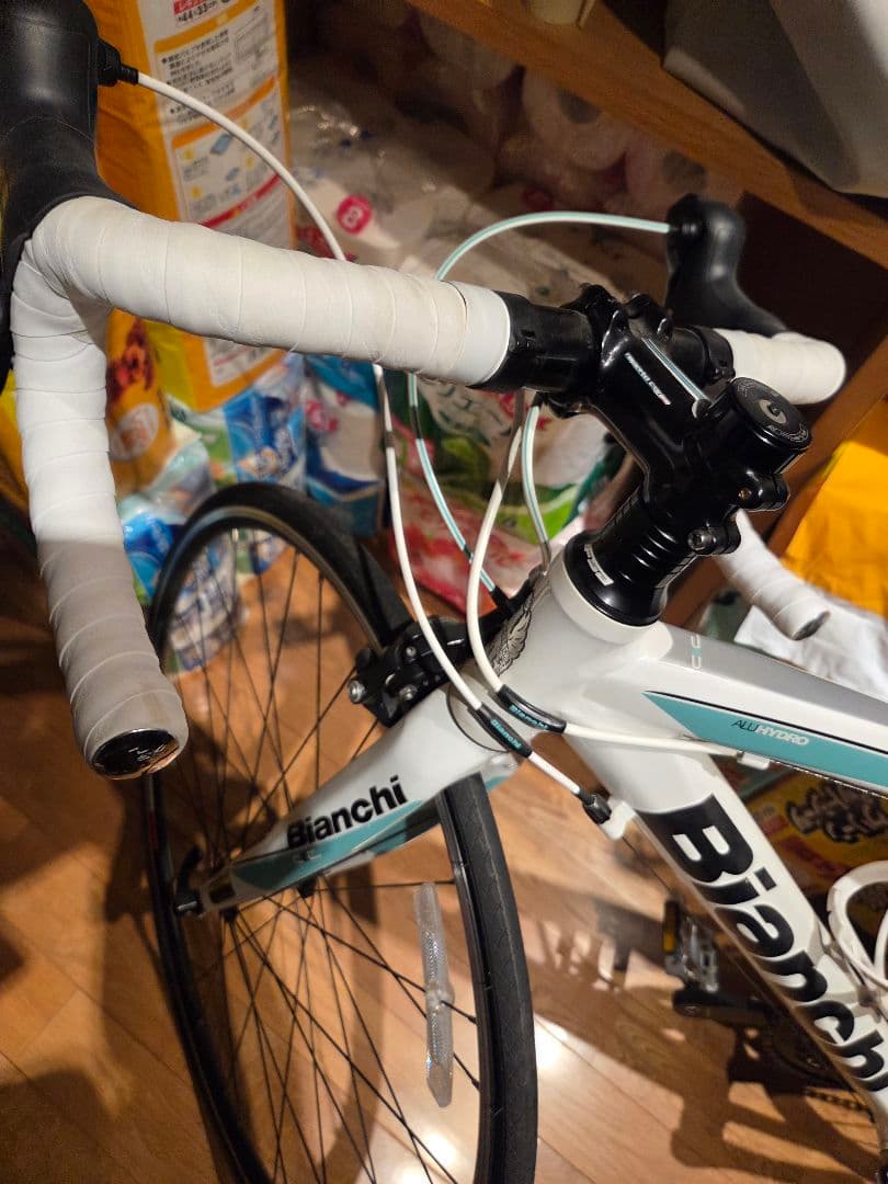 【再値下げ】Bianchi ビアニローネ7 2011年モデル (ヘルメット付き)