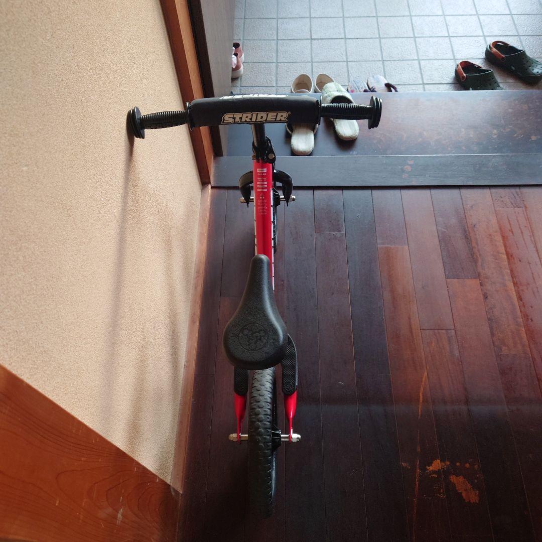 【美品、サビなし、キズ少ない】STRIDER バランスバイク 赤 12インチ