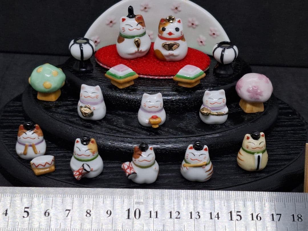猫舎　三段雛人形