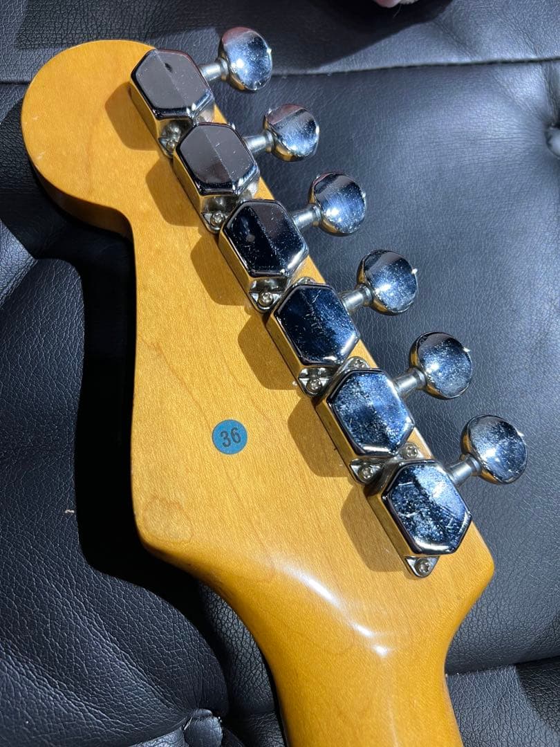 Squier SST30 JV シリアル　ジャパンヴィンテージ　1983年製