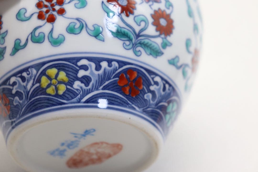 茶壺　景徳鎮製　大明成化年製とう彩壺写　送料込み251018