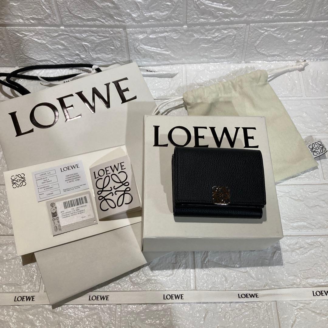 LOEWE アナグラム トライフォールドウォレット ブラック 三つ折り財布