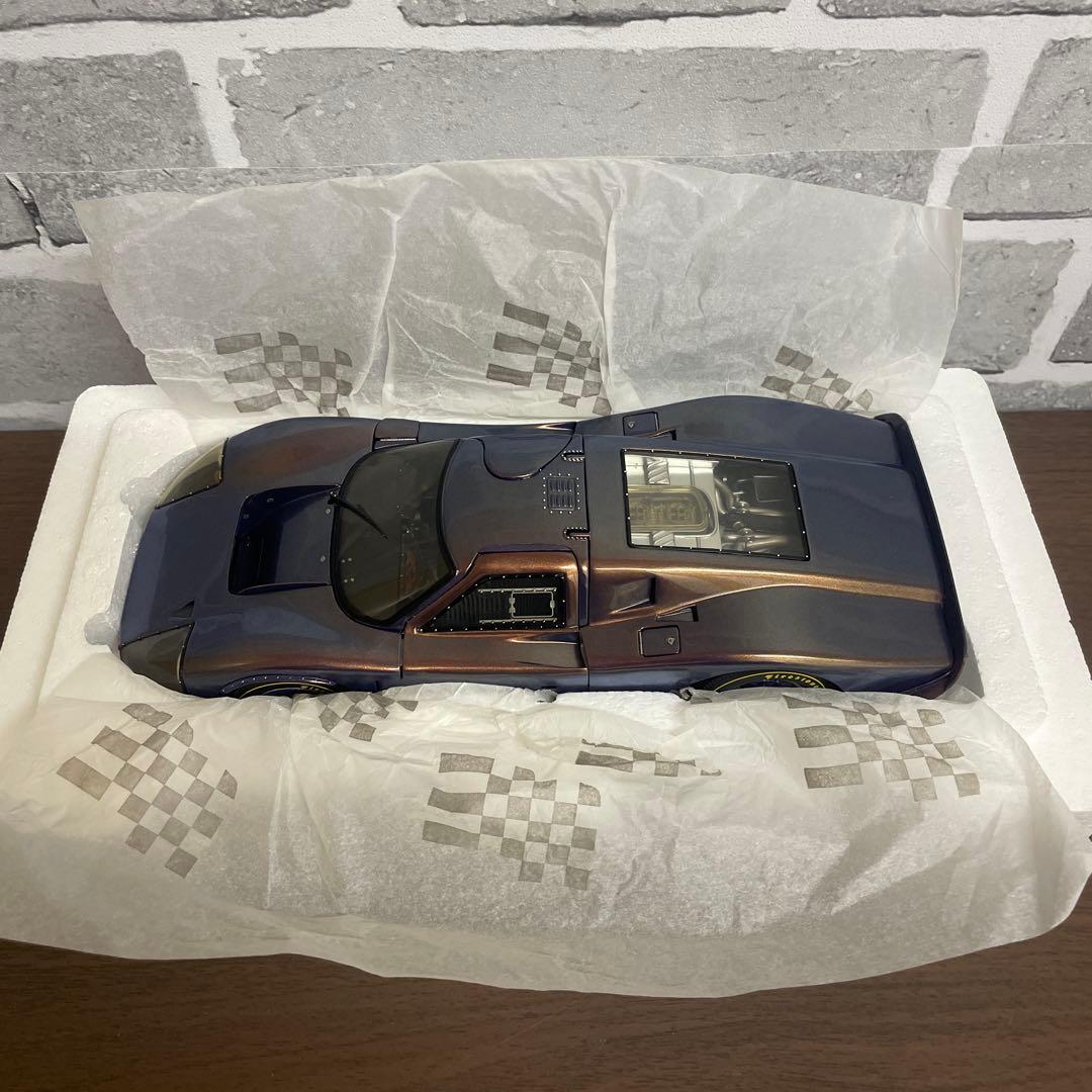 エグゾト 1/18 フォード　Exoto 1/18 STANDOX