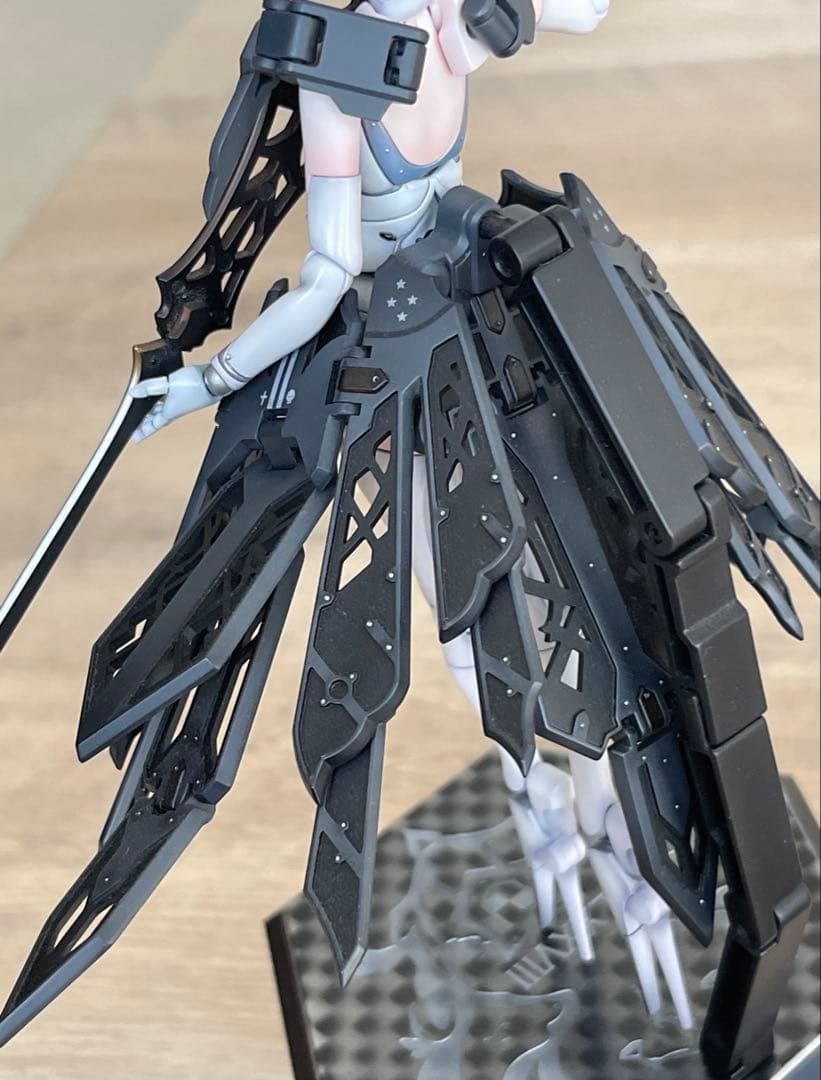 チトセリウムLXXVIIIプラチナム塗装済み完成品