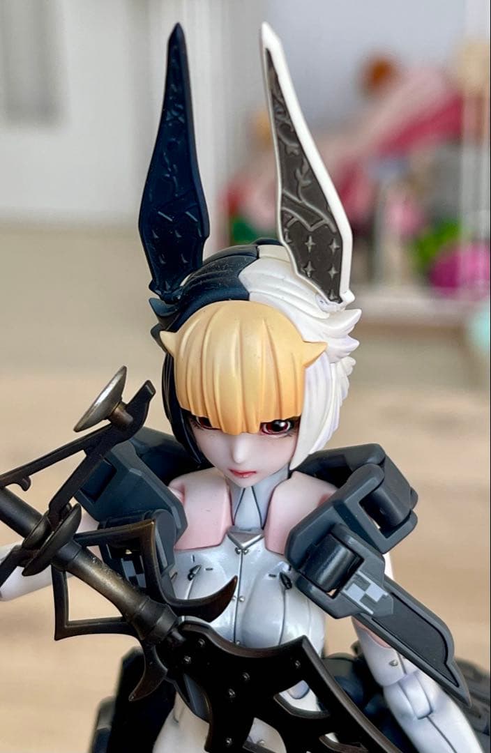 チトセリウムLXXVIIIプラチナム塗装済み完成品