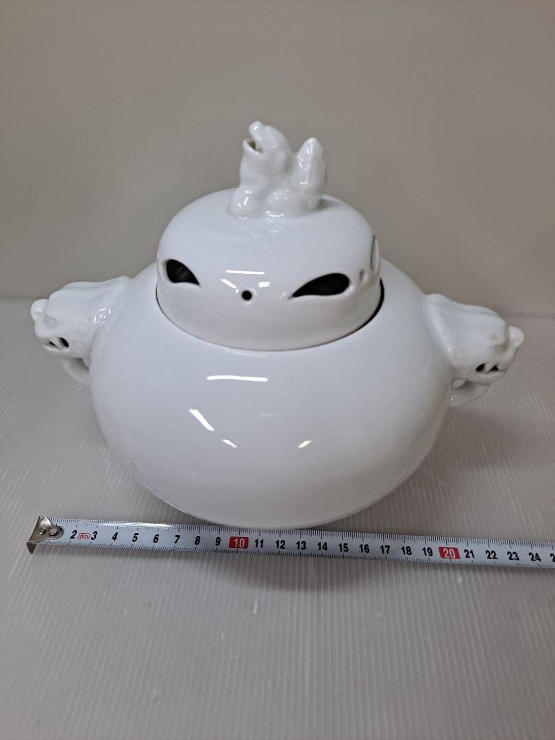 三川内焼 鍋島焼 白磁 透彫 獅子 香炉 共箱無し