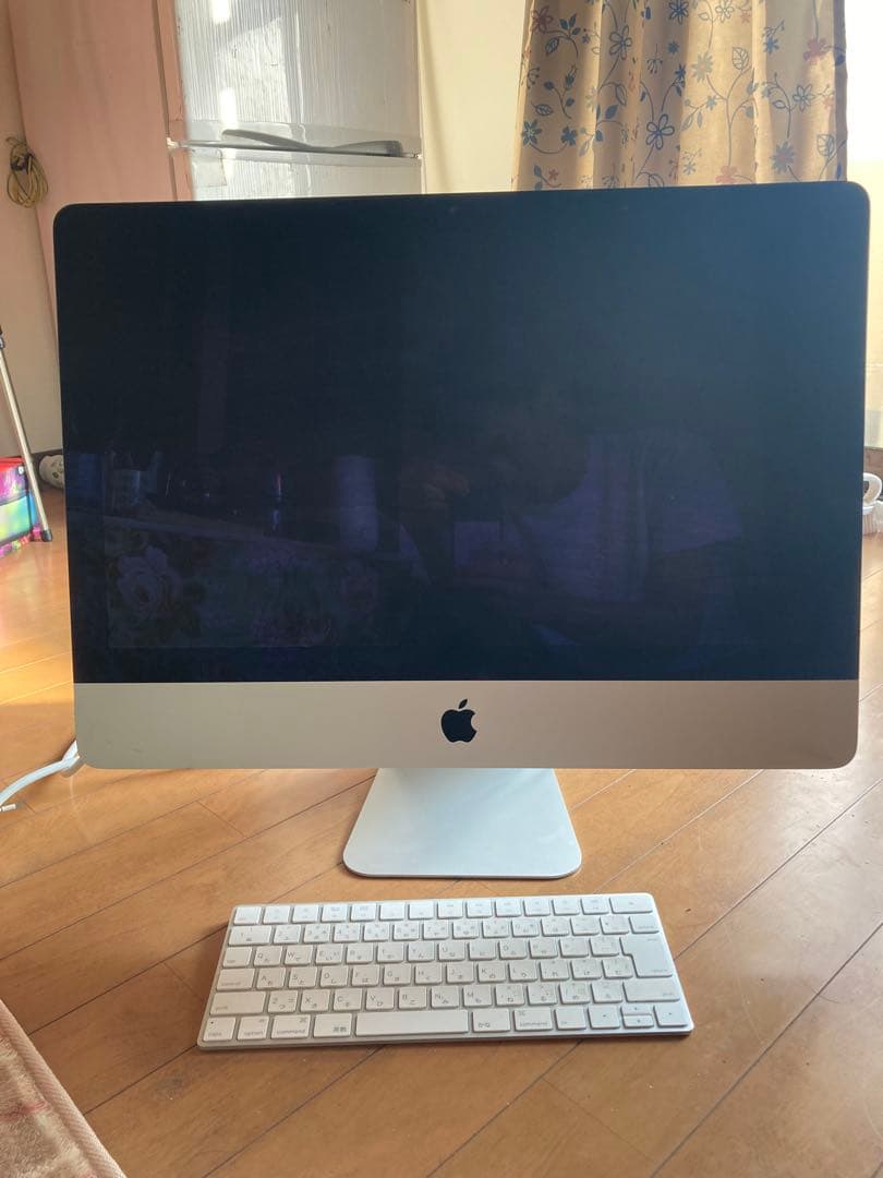 中古品iMac Retina 4K 21.5インチ (2015) 本体　箱なし