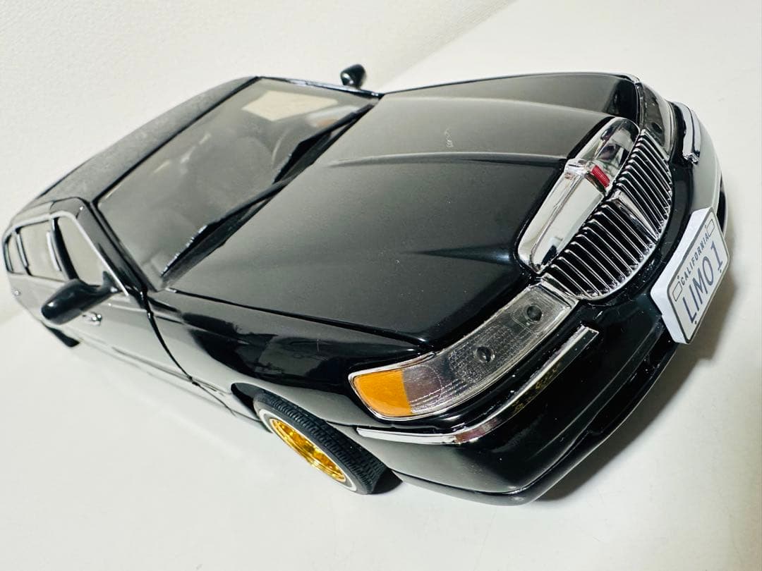 サンスター/'00 Lincolnリンカーン Limoリムジン 1/18 絶版