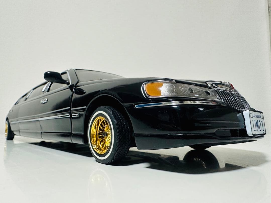サンスター/'00 Lincolnリンカーン Limoリムジン 1/18 絶版