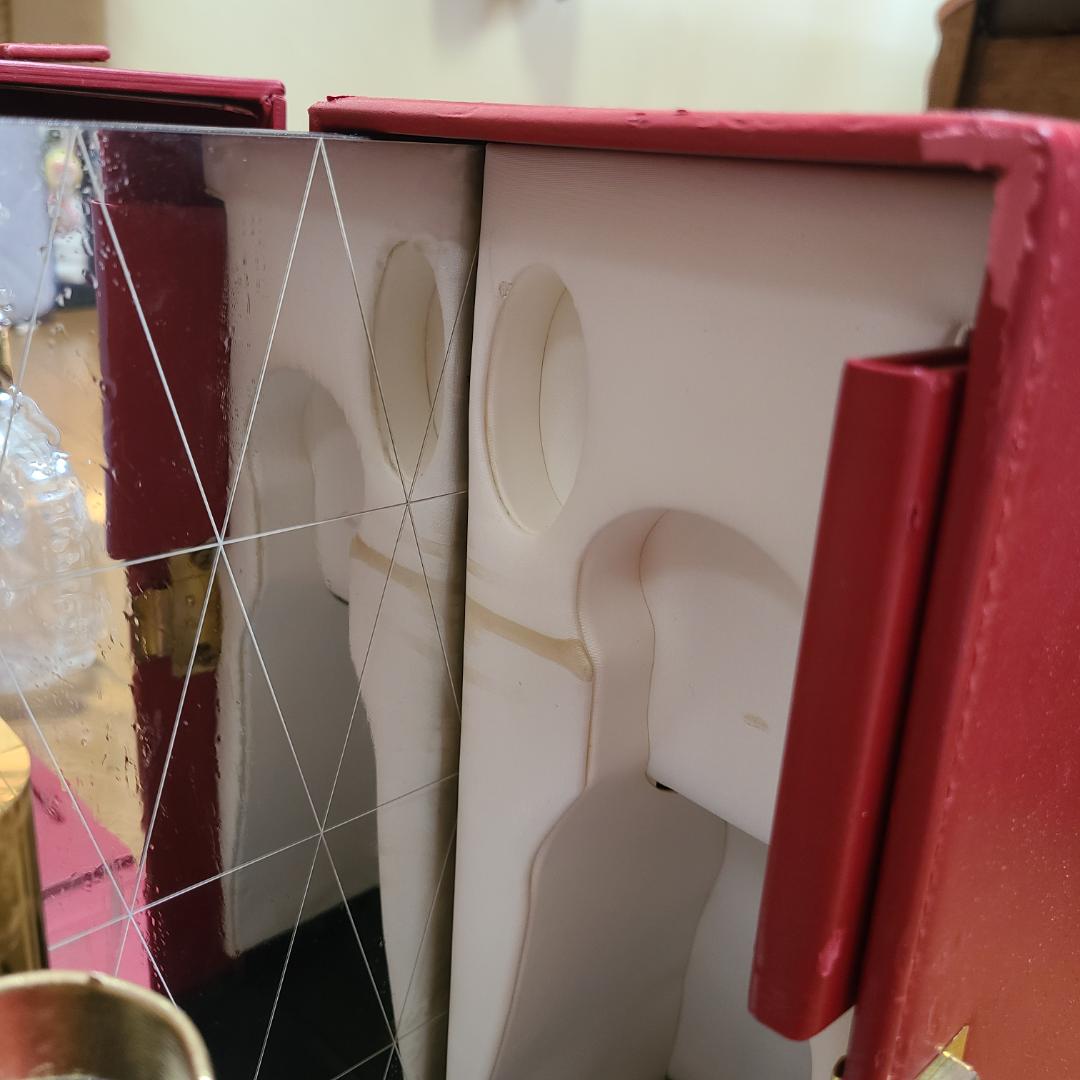 レミーマルタンルイ13世　空瓶　外箱つき