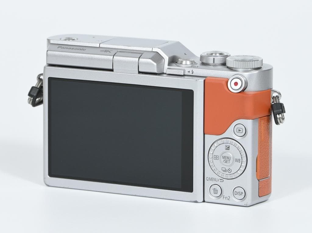 【美品】パナソニック LUMIX DC-GF10 レンズキット《SC数2511》