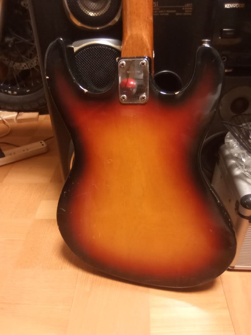 Guyatoneジャパンビンテージ　ビザールギター モズライトタイプ　 カスタム