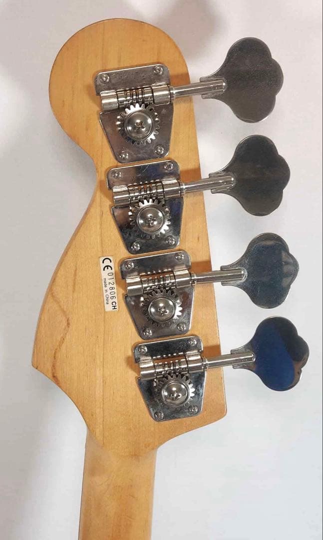 Legend エレキベース