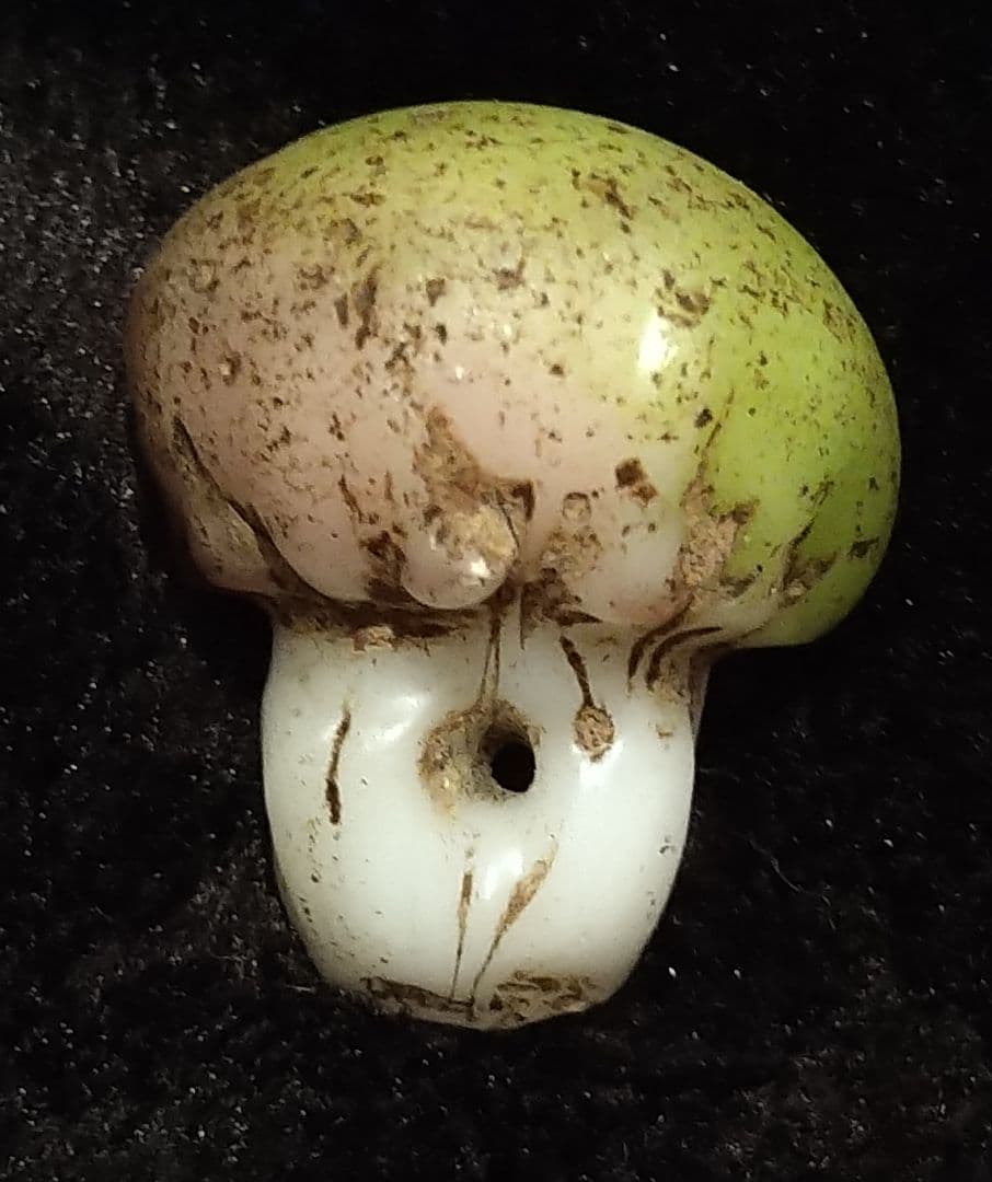 激レア 中国骨董品 アンティーク 少数民族 きのこ型 蜻蛉玉 硝子ビーズ