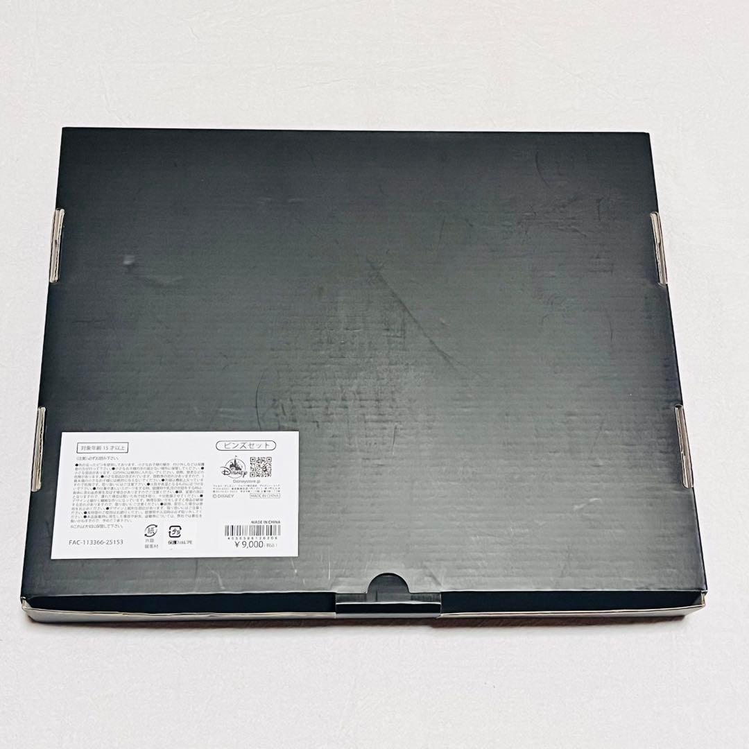 ディズニーストア25周年　ミッキー＆フレンズ　ピンバッジセット