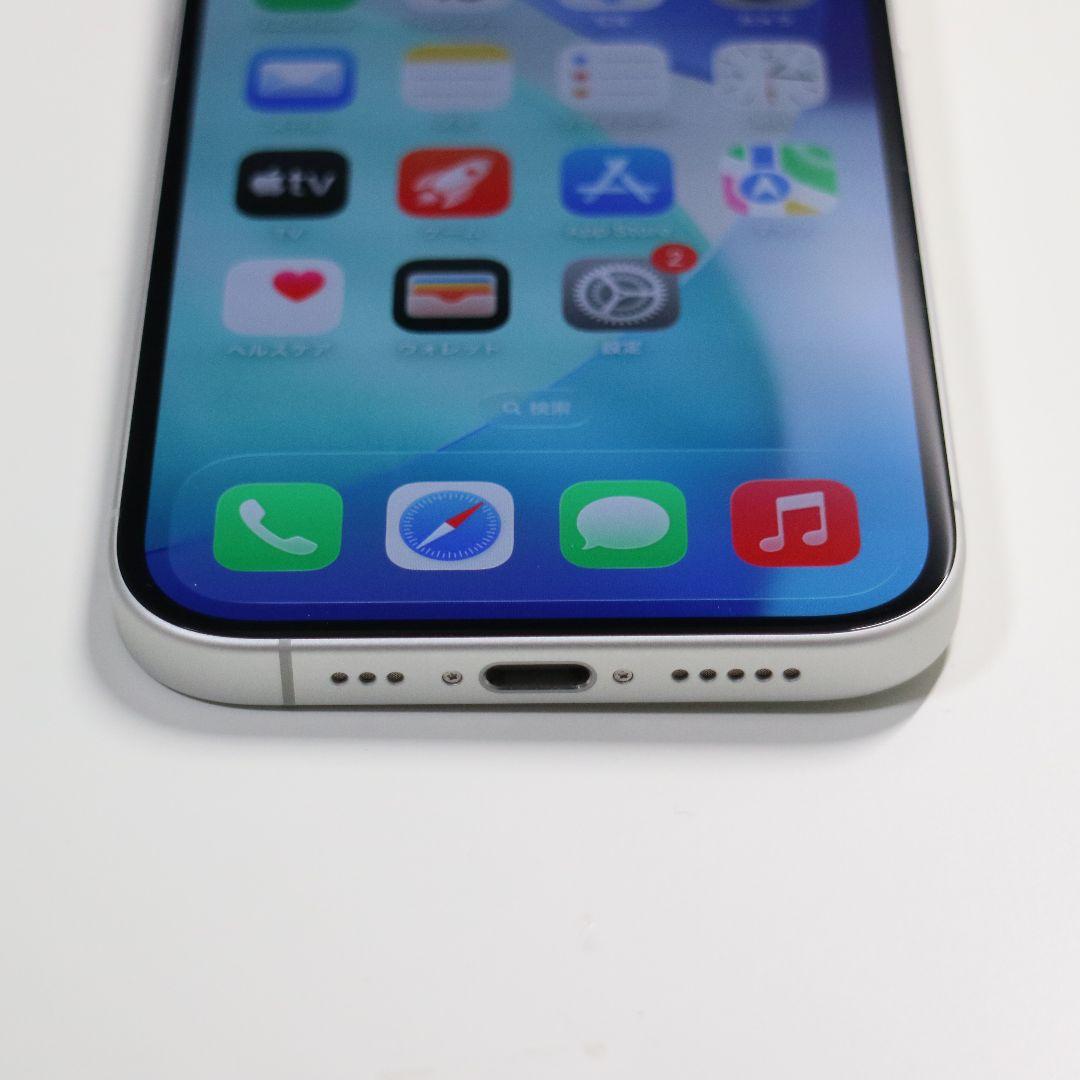【美品】iPhone16 128GB バッテリー100% 充電200回
