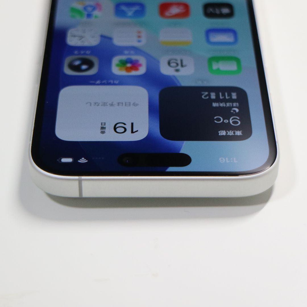 【美品】iPhone16 128GB バッテリー100% 充電200回