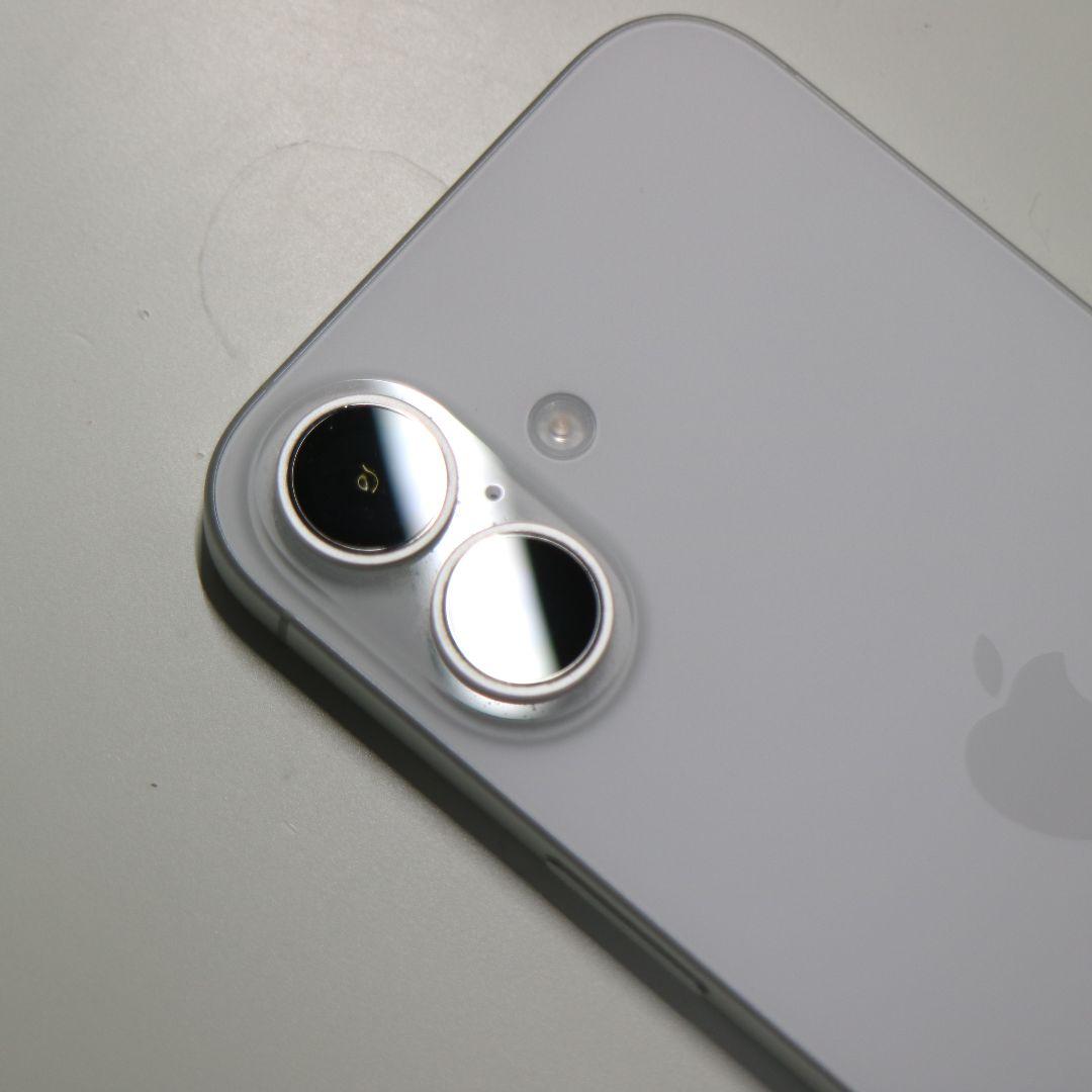 【美品】iPhone16 128GB バッテリー100% 充電200回