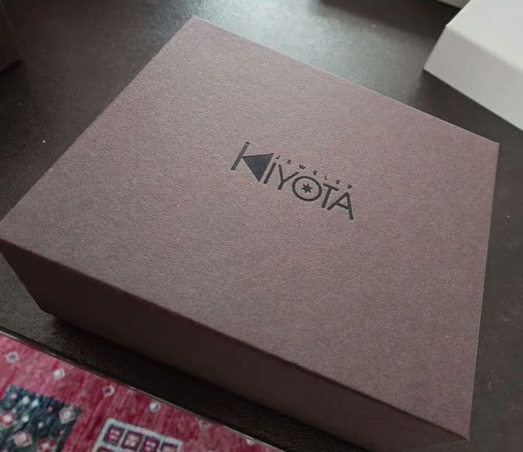 【新品・福袋品】ダイヤモンド ピアス　0.2カラット　K18