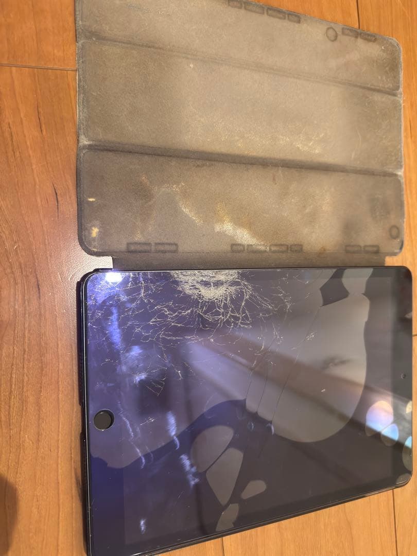 【ジャンク】apple iPad 第9世代Wi-Fiモデル64GBスペースグレイ