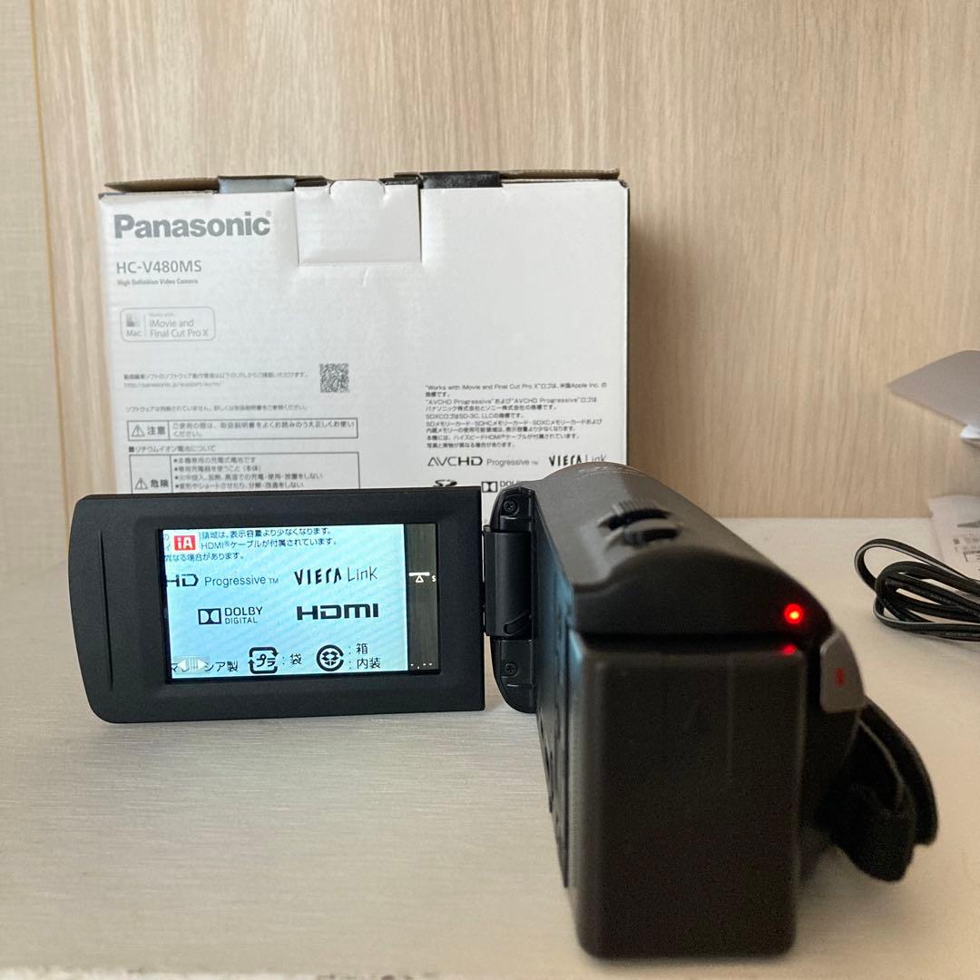 【美品】Panasonic HC-V480MS-W ビデオカメラ　白