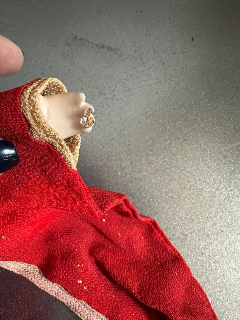 瞬間的お値下げ❣️ヴィンテージ　市松人形 真っ赤なお着物がかわいい