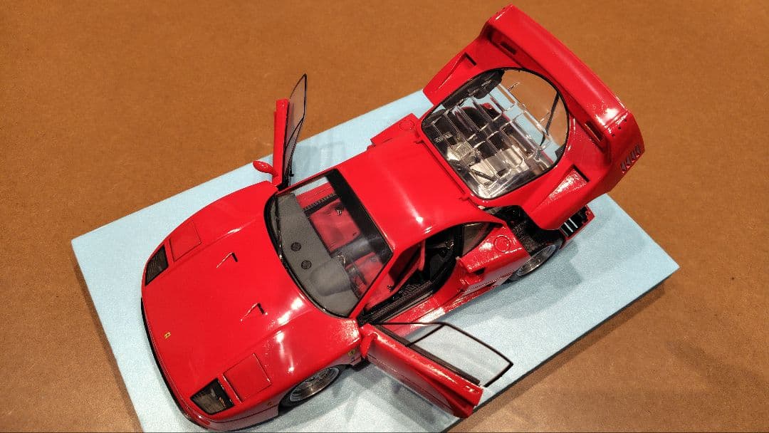 京商 1/18 f40 ミニカー