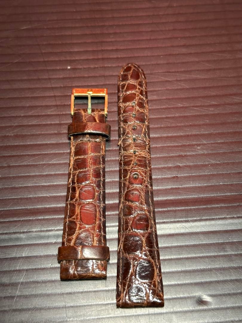 UNIVERSAL GENEVE クォーツ 腕時計 12Pダイヤ14K 金無垢