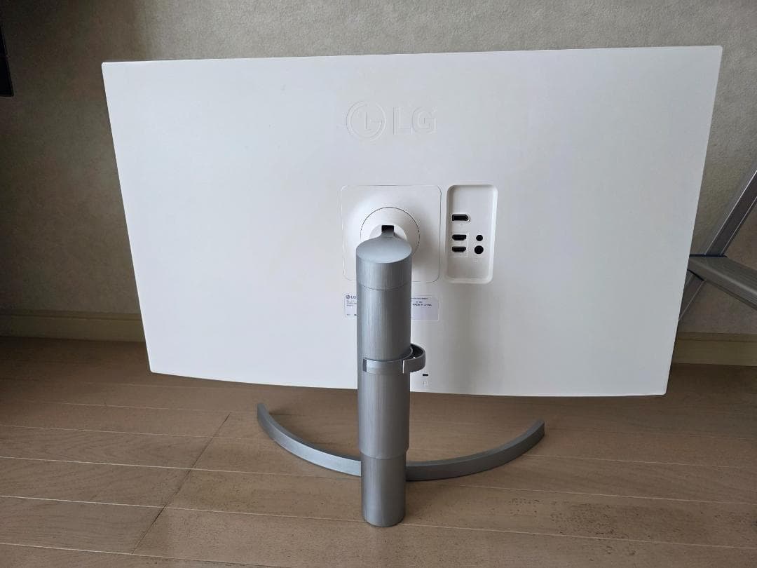 LG モニタ ディスプレイ 32UN650-W