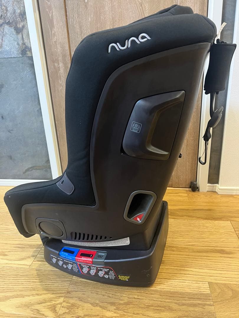 Nuna RAVA チャイルドシート