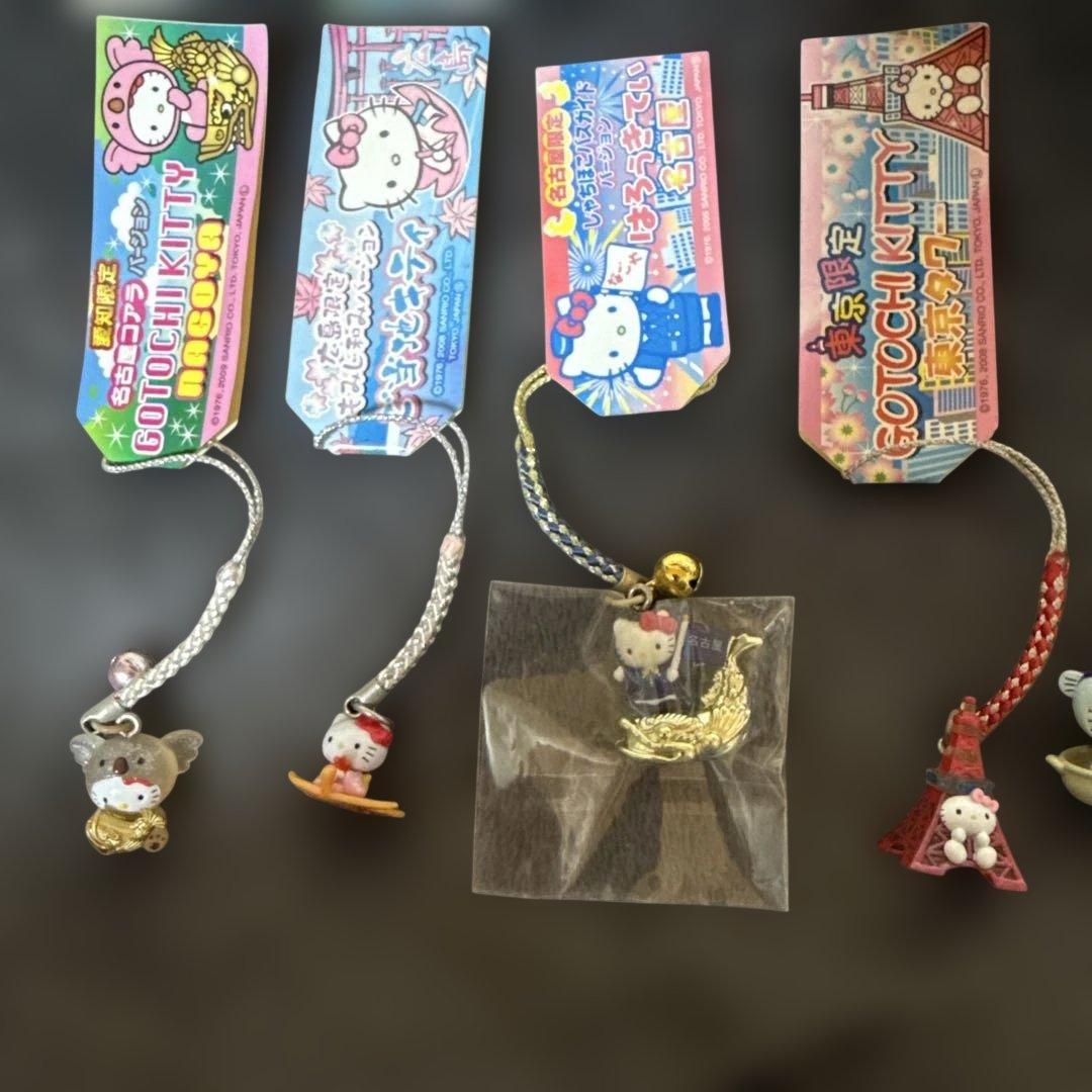 ハローキティご当地 ストラップ １8個レア希少セット