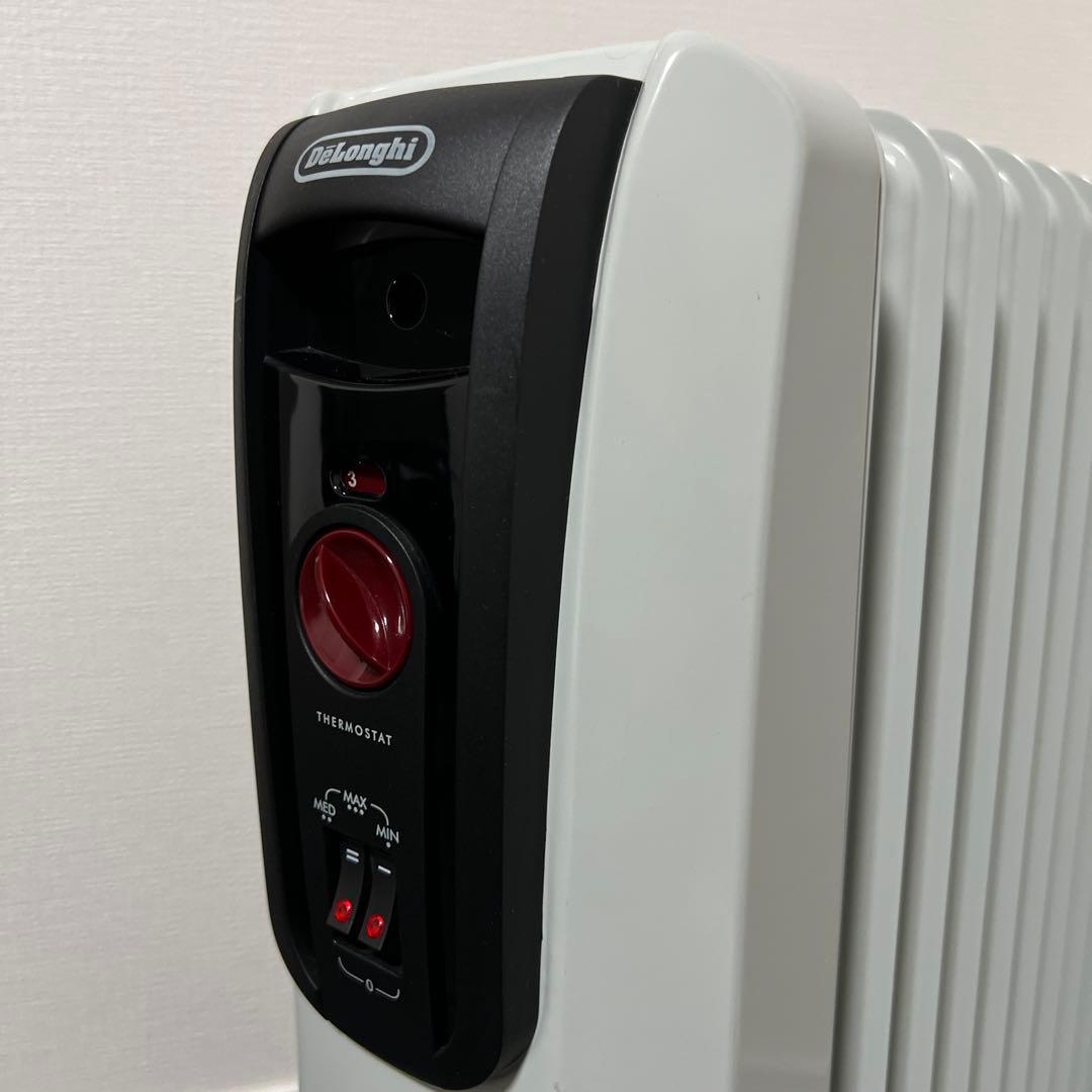 【極美品｜ほぼ未使用】デロンギ オイルヒーター H771015EFSN BK