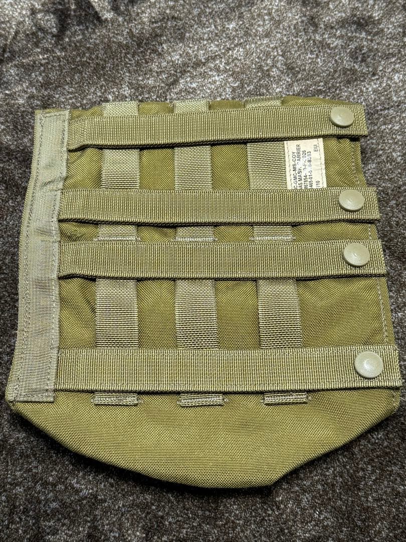 米海兵隊　実物　ガスマスクポーチ　コヨーテ