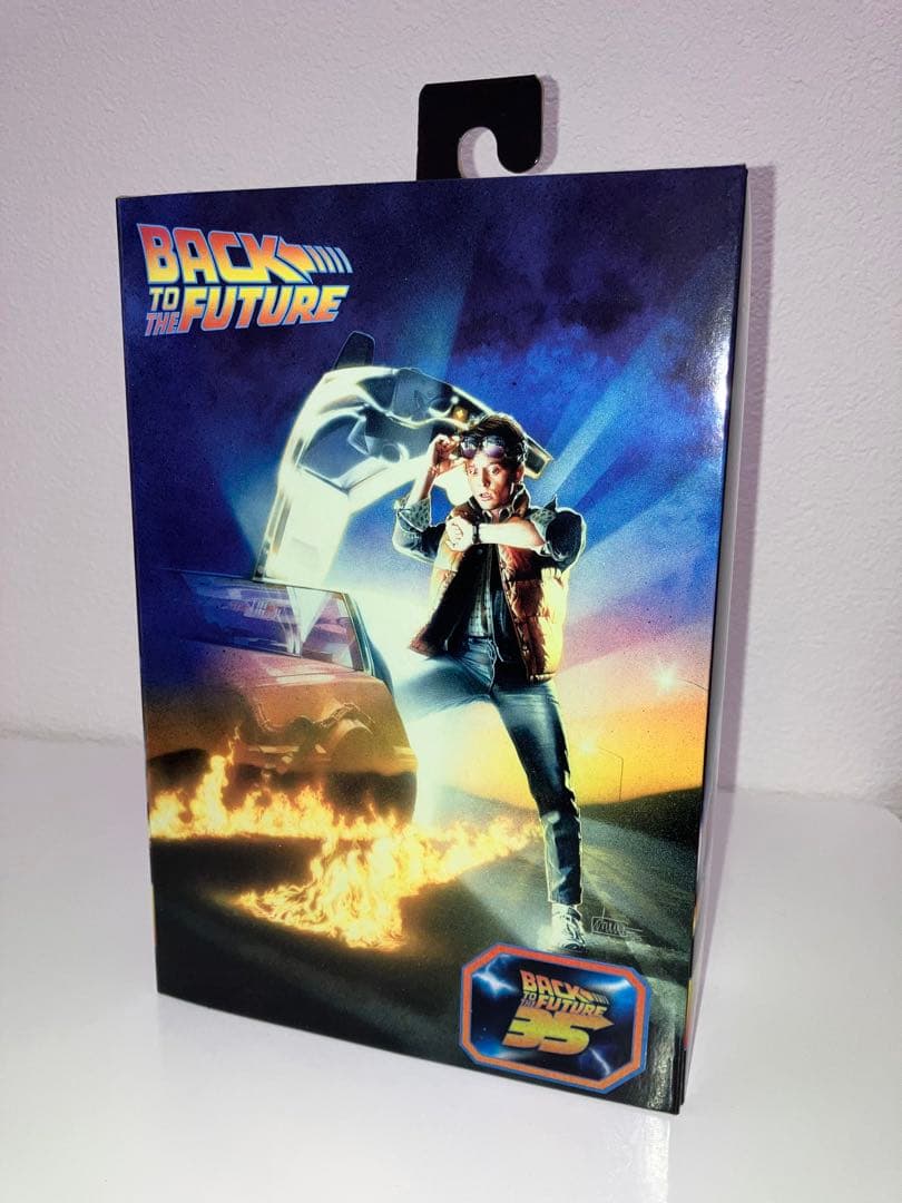 NECAバックトゥザフューチャー マーティ・マクフライ フィギュア