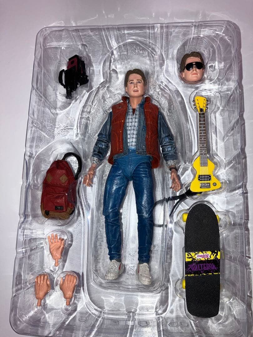 NECAバックトゥザフューチャー マーティ・マクフライ フィギュア